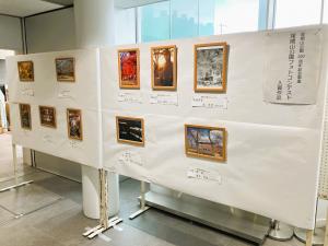 1階ロビーへ展示