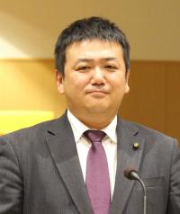 山田真一郎