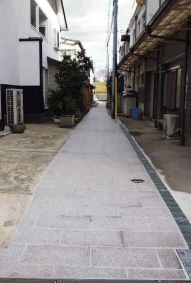 伊予屋小路整備後の写真