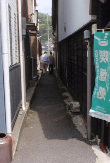 篭小路整備前の写真
