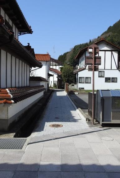 西江寺小路整備後の写真