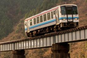 ~懐かしのあのカラーリング~ キハ120形気動車(三江線カラー)の画像
